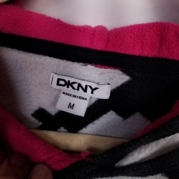 DKNY Houndstooth Hoodie dress size medium - Picture 9 of 9